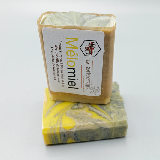 Savon artisanal Moussaillon de La Saponerie, surgras à 6%, naturel et sans parfum.