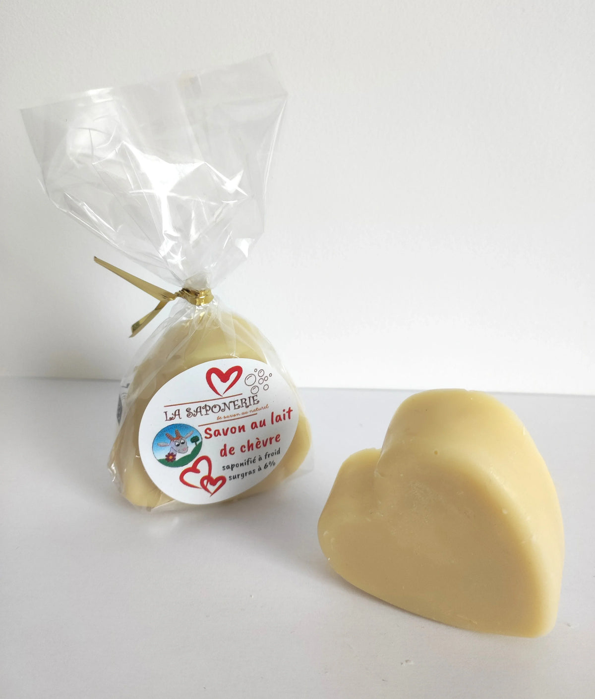 Savon artisanal Moussaillon de La Saponerie, surgras à 6%, naturel et sans parfum.
