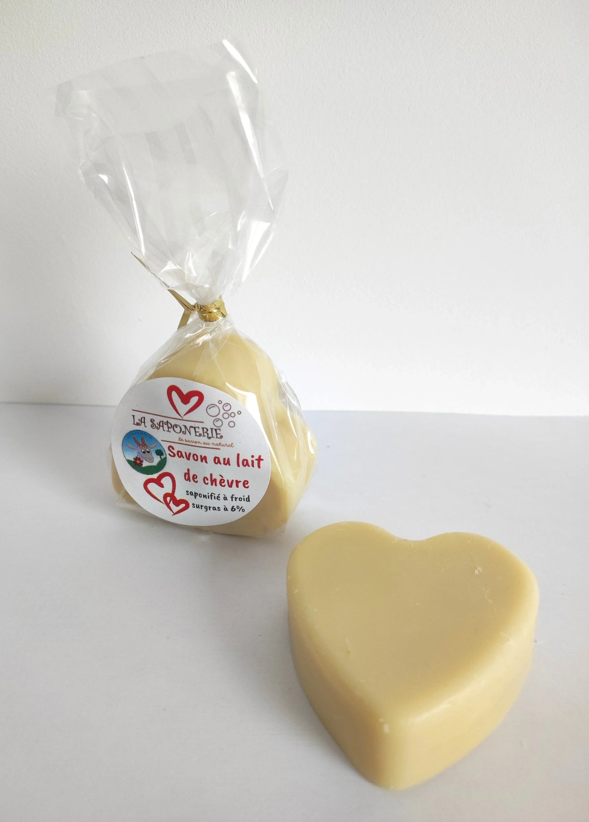 Savon artisanal Moussaillon de La Saponerie, surgras à 6%, naturel et sans parfum.