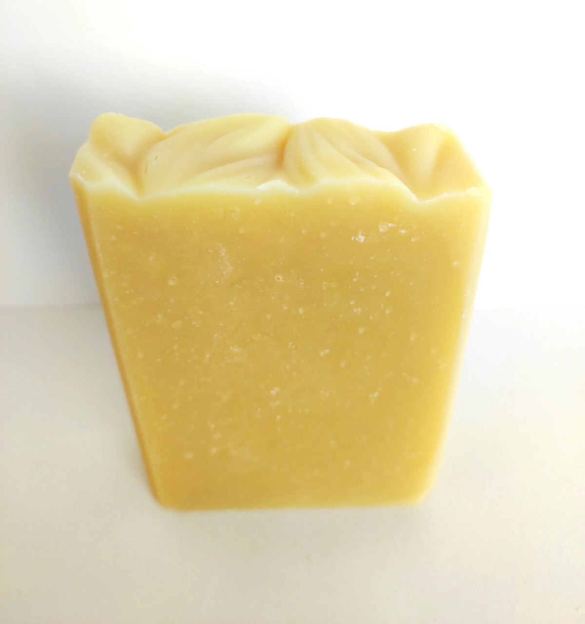 Savon artisanal Moussaillon de La Saponerie, surgras à 6%, naturel et sans parfum.