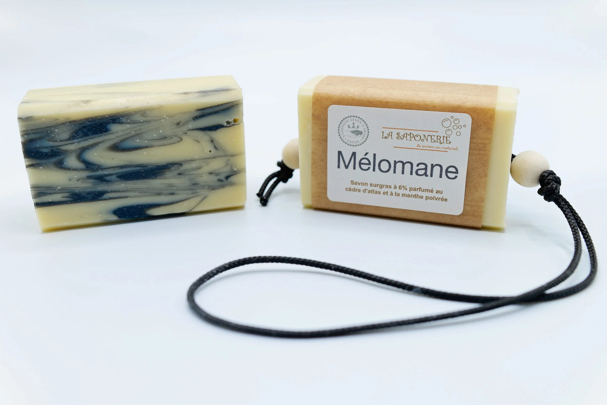 Savon artisanal Moussaillon de La Saponerie, surgras à 6%, naturel et sans parfum.
